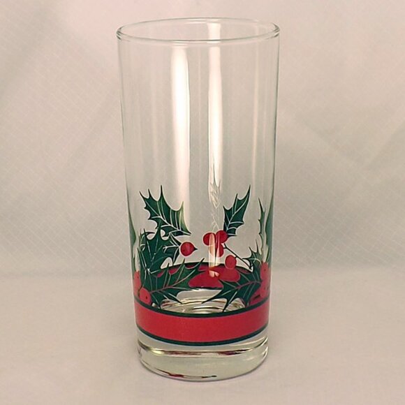 VGT Highball Glass Holly & Berries by LIBBEY GLASS COMPANY - Picture 2 of 5